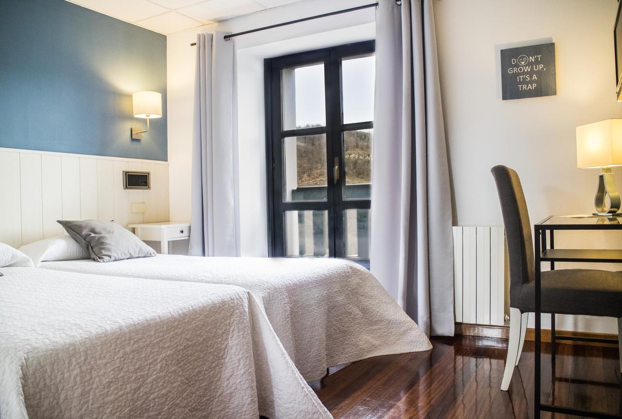 Hotel Montanas De Covadonga Onís المظهر الخارجي الصورة